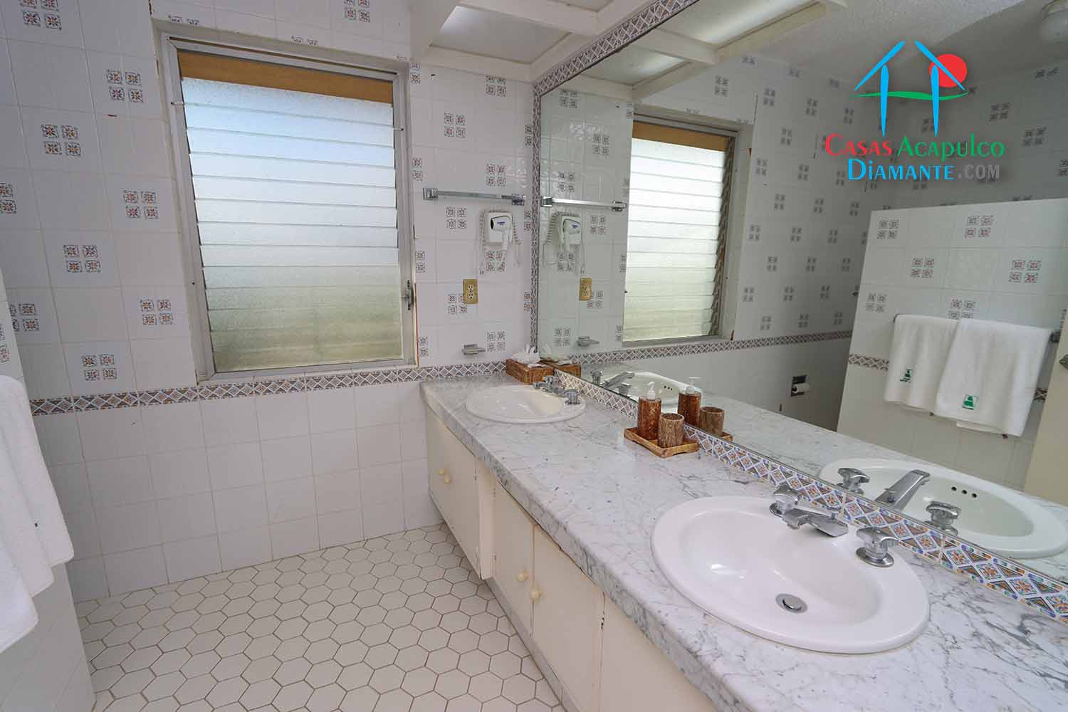 Puerta del Mar - Recámara cinco 8